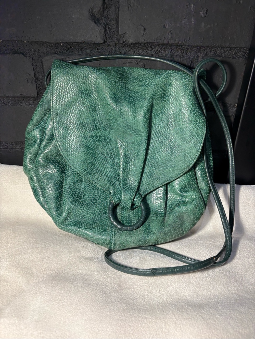 Vintage Susan Gail Green Snakeskin Crossbody Bag Boho Ring Flap Messenger Spain